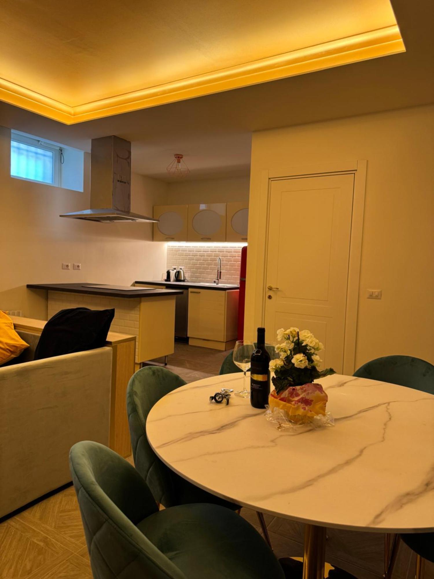 Isola Suites Milano Phòng bức ảnh